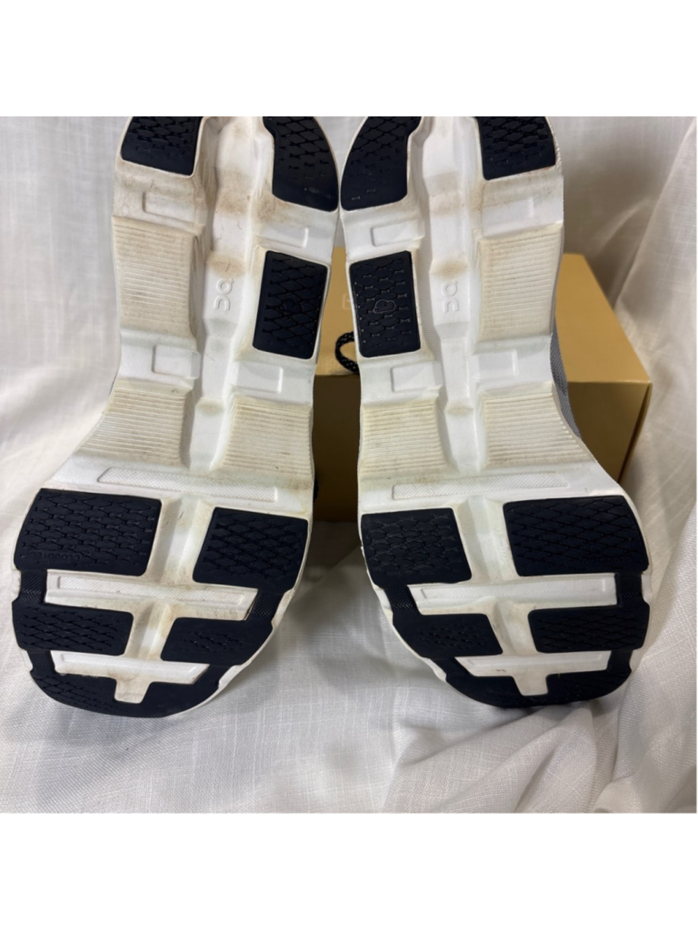 On Running Cloudmonster 2 excellent condition super stylish mens sz 9.5 - Picture 10 of 11